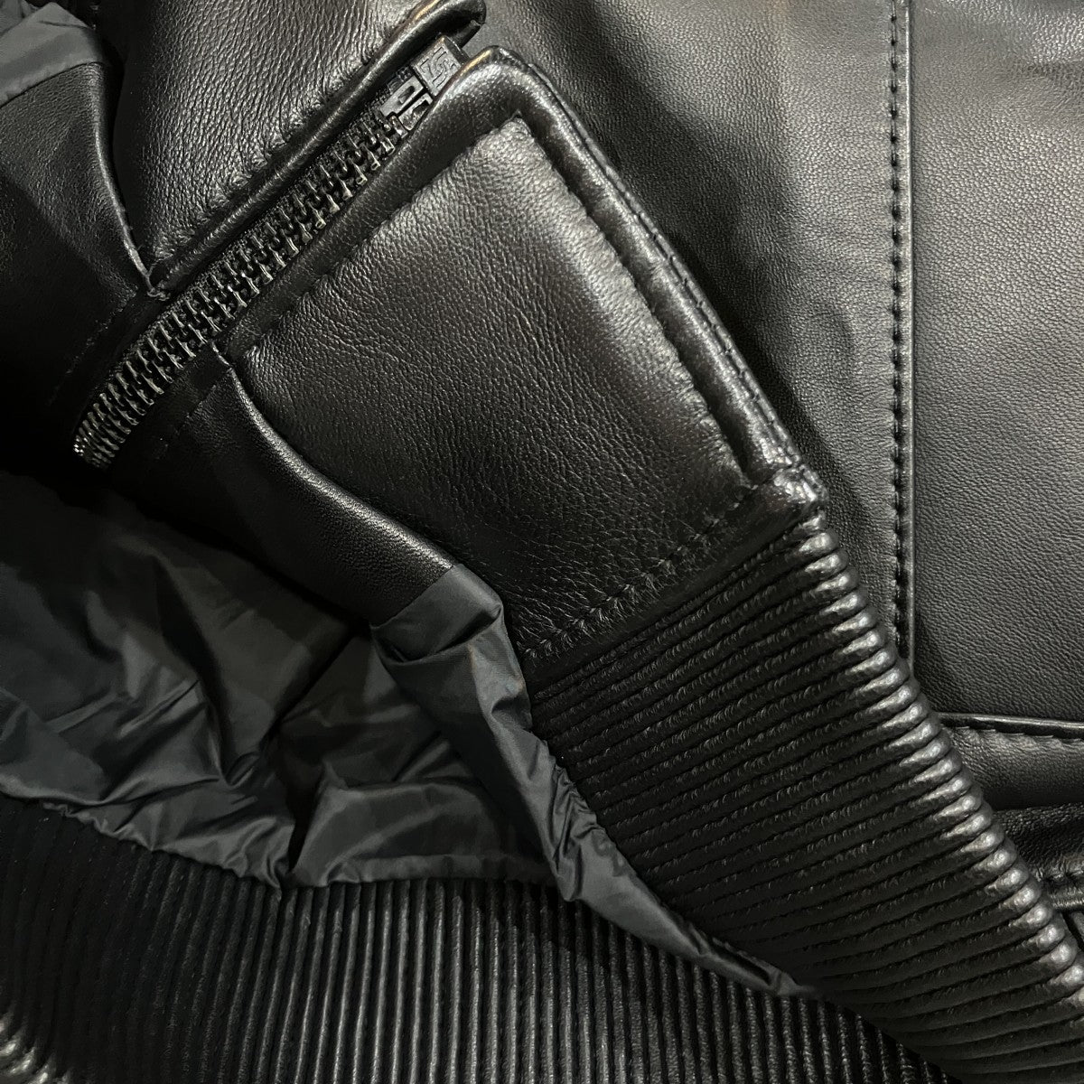 HUGO BOSS(ヒューゴボス) ラムレザージャケットJ-00327893-9 J