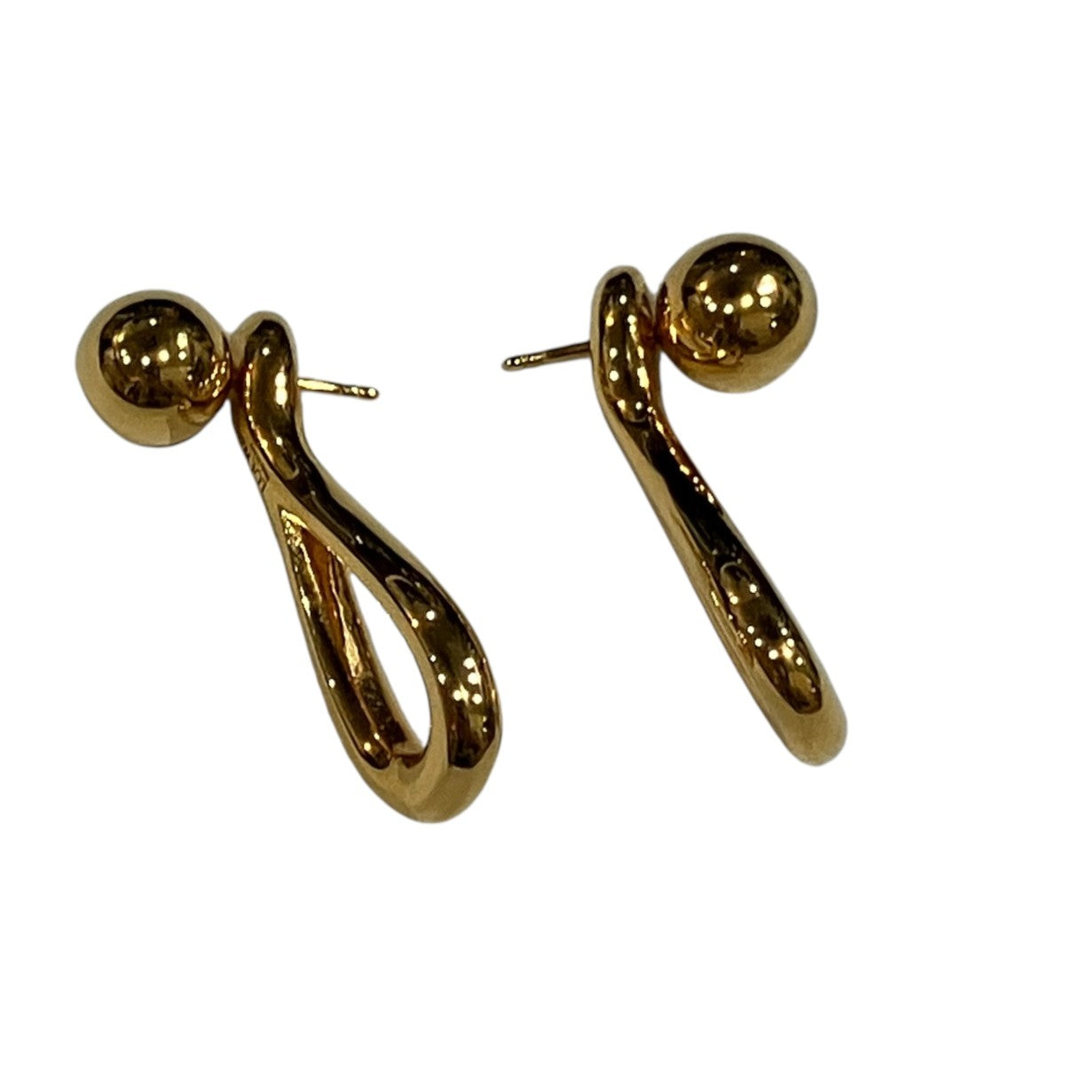 ピアス