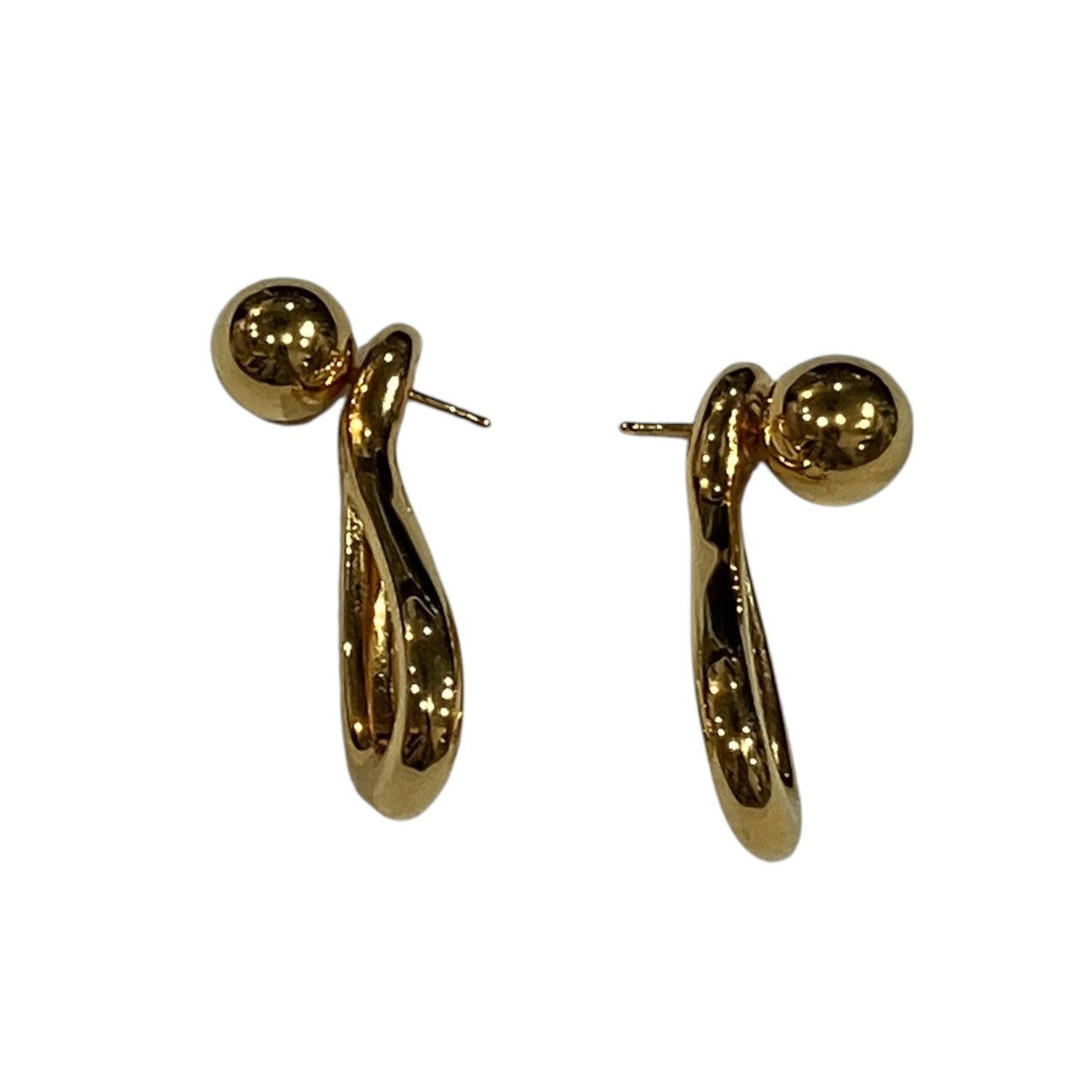 ピアス