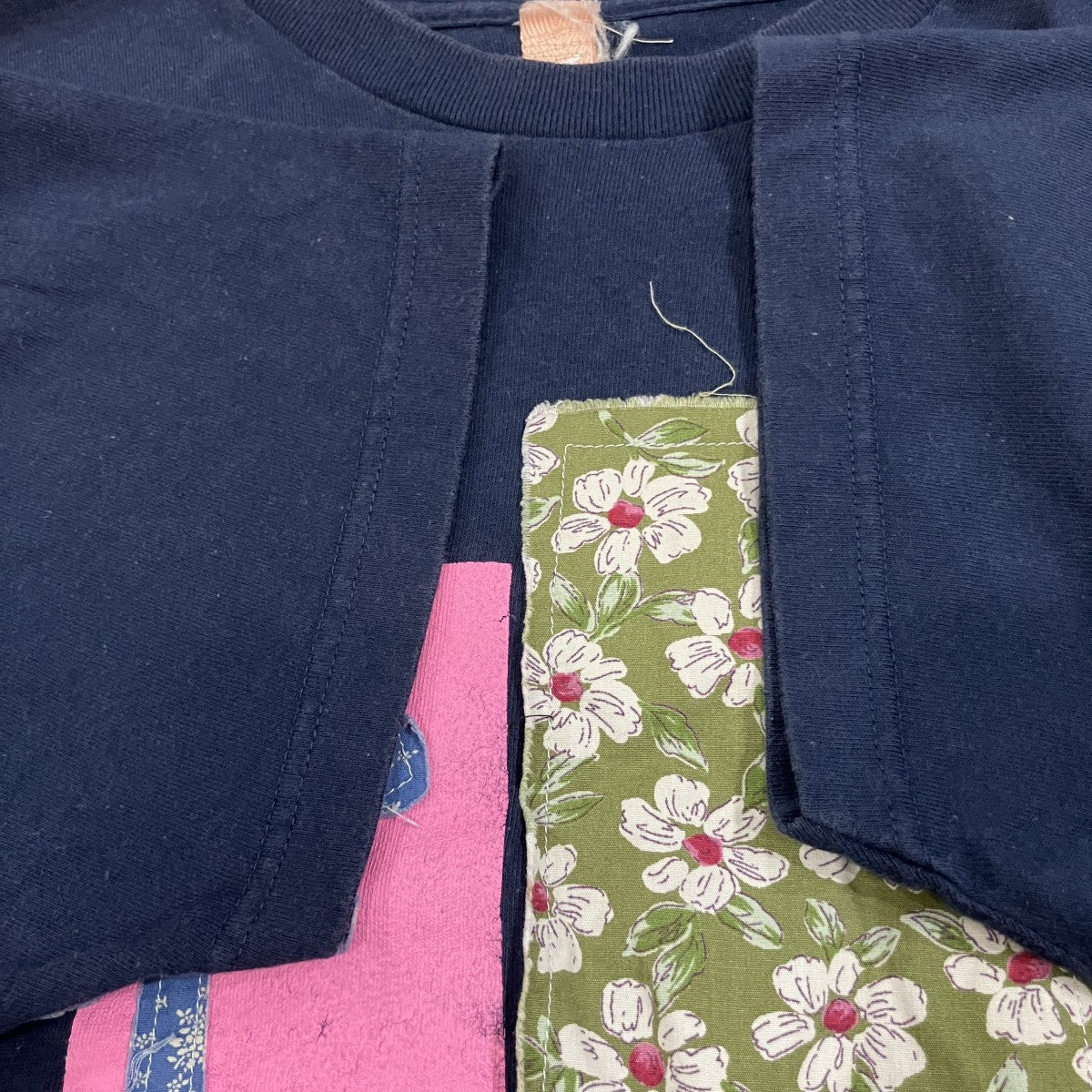 刺繍Tシャツ