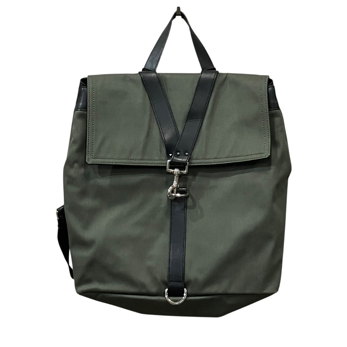 VALENTINO リュック 古着・中古-1枚目のアイテム画像