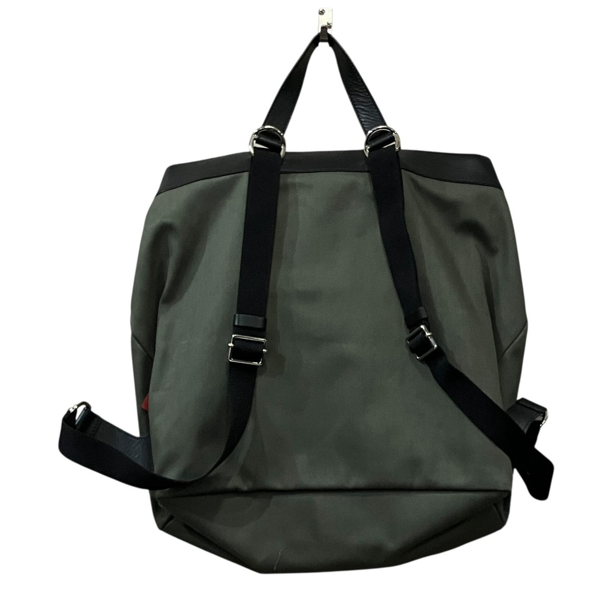 VALENTINO リュック 古着・中古-2枚目のアイテム画像
