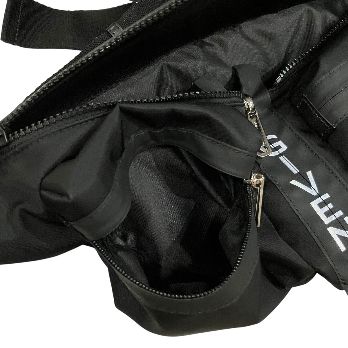 GIVENCHY SPECTER BAG 古着・中古-8枚目のアイテム画像