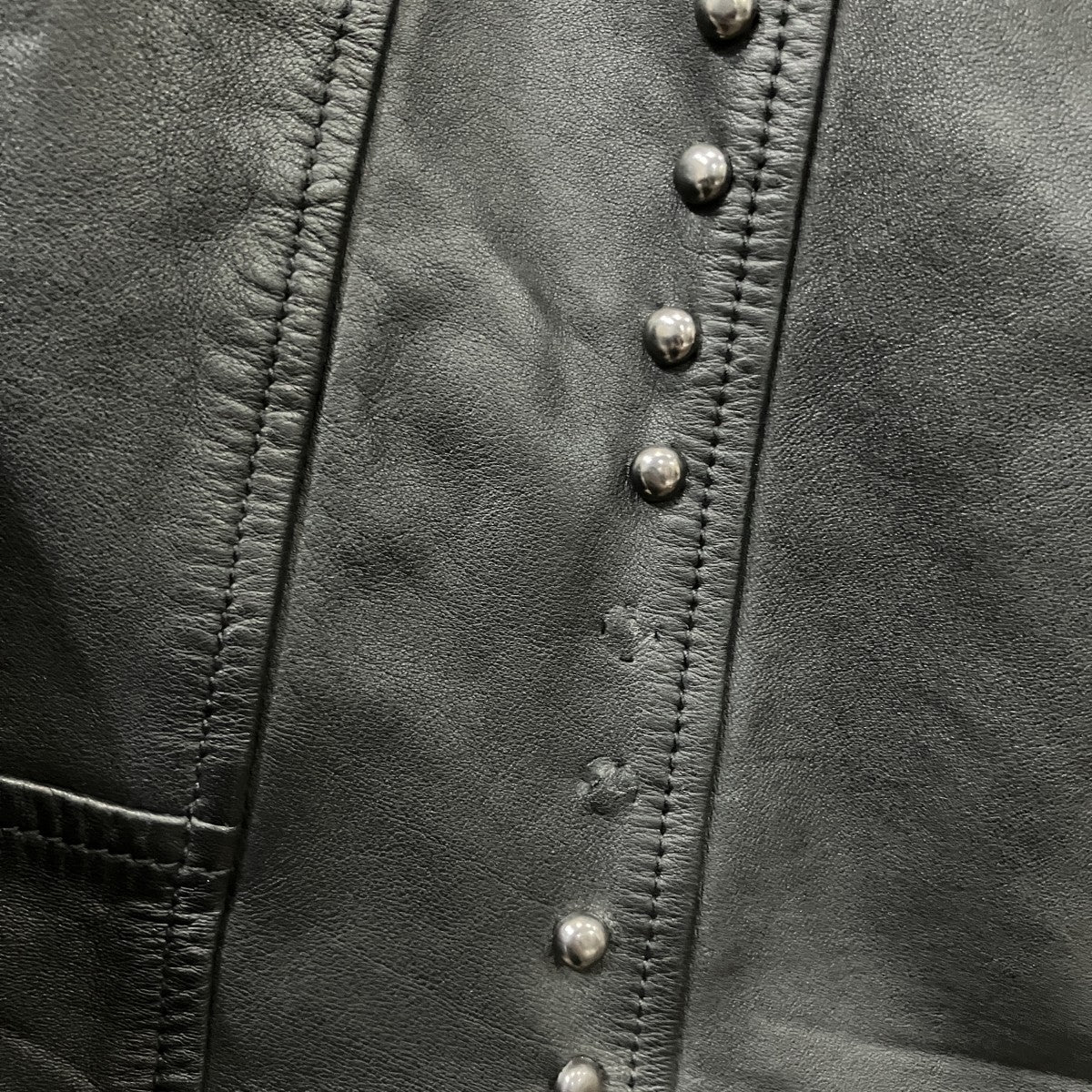 ALEXANDER McQUEEN バッジレザーダブルライダースジャケット 古着・中古-4枚目のアイテム画像