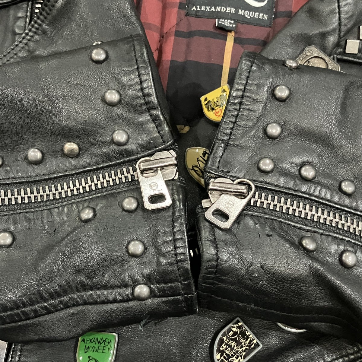 ALEXANDER McQUEEN バッジレザーダブルライダースジャケット 古着・中古-7枚目のアイテム画像