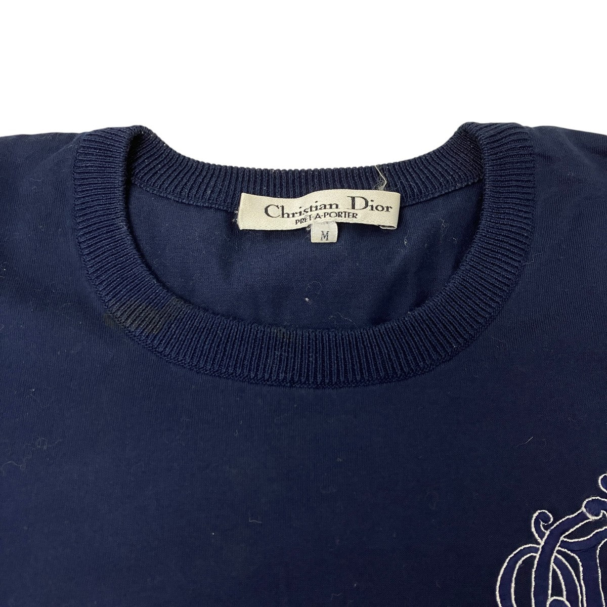 胸刺繍Tシャツ