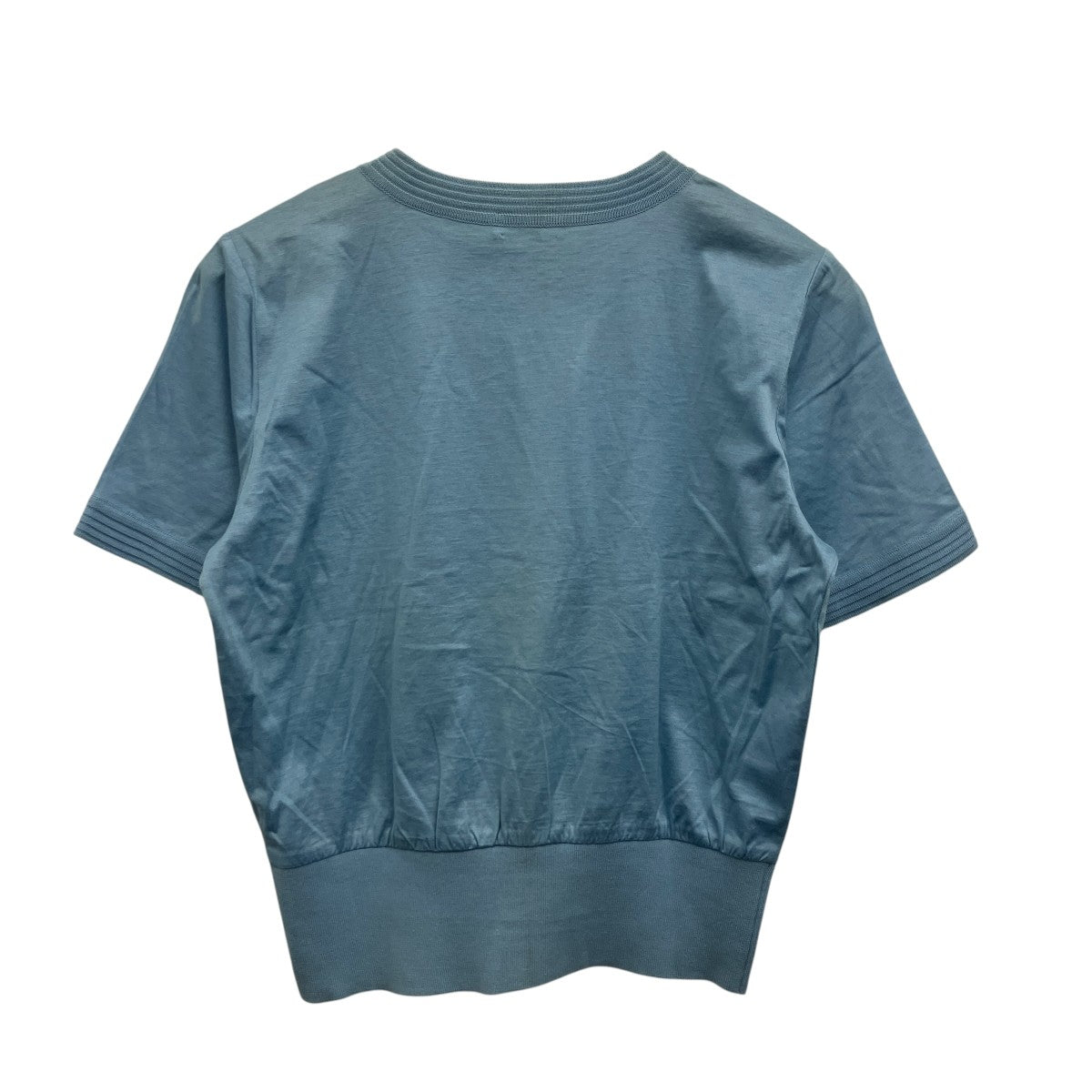 胸刺繍Tシャツ