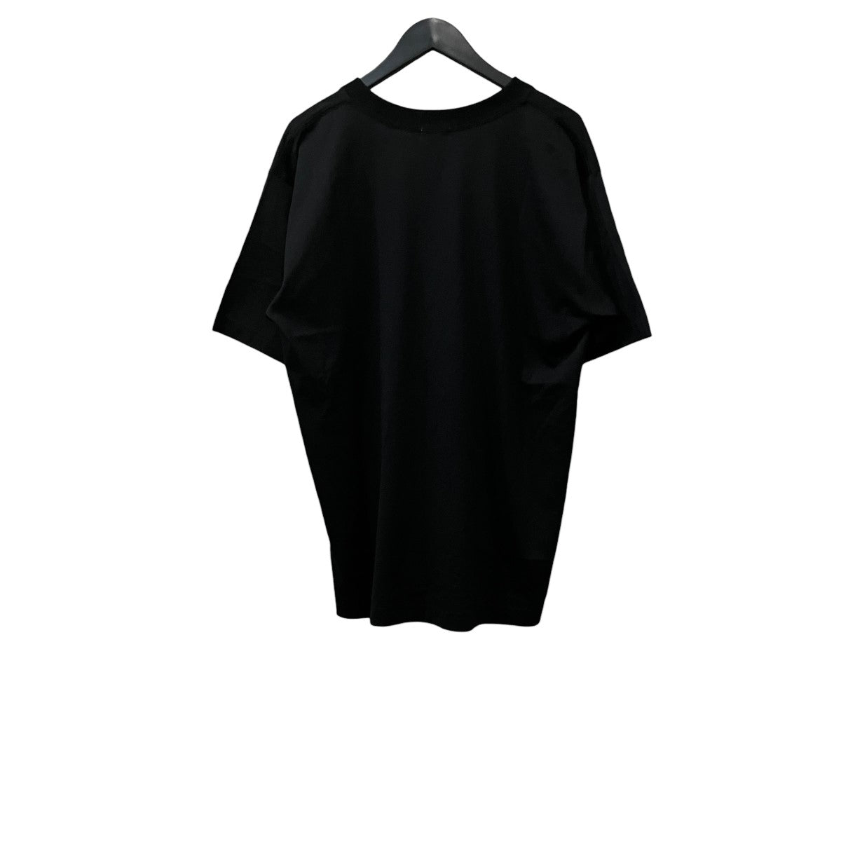 胸ロゴTシャツ