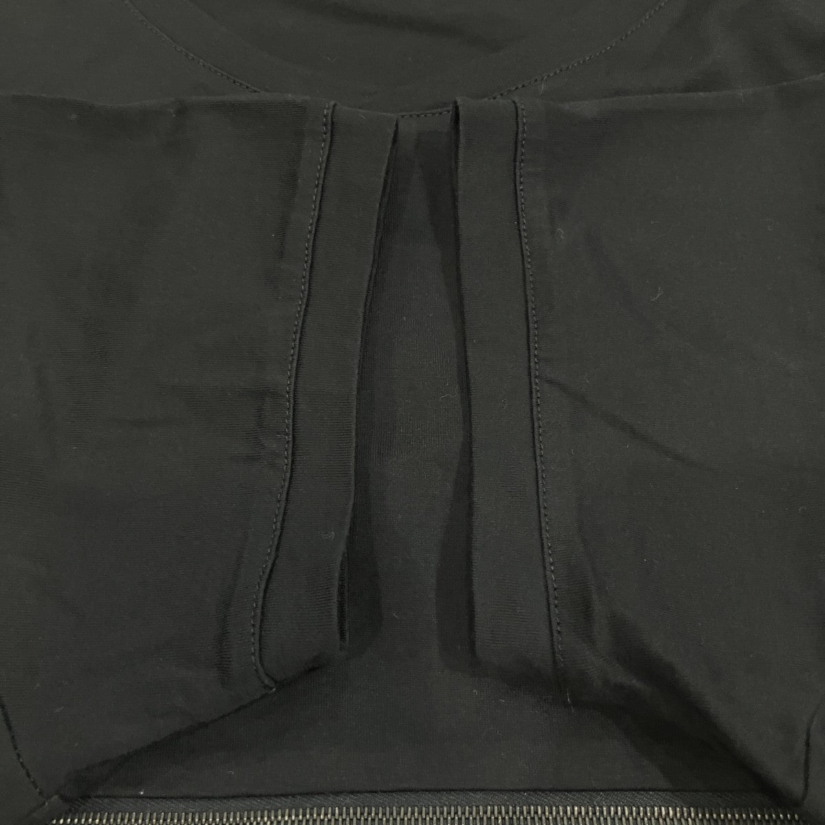 胸ロゴオーバーサイズ長袖TシャツW210004