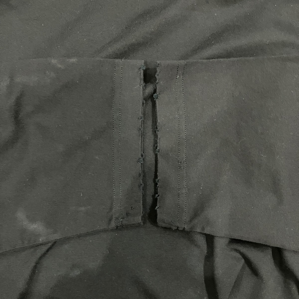 長袖カットソー