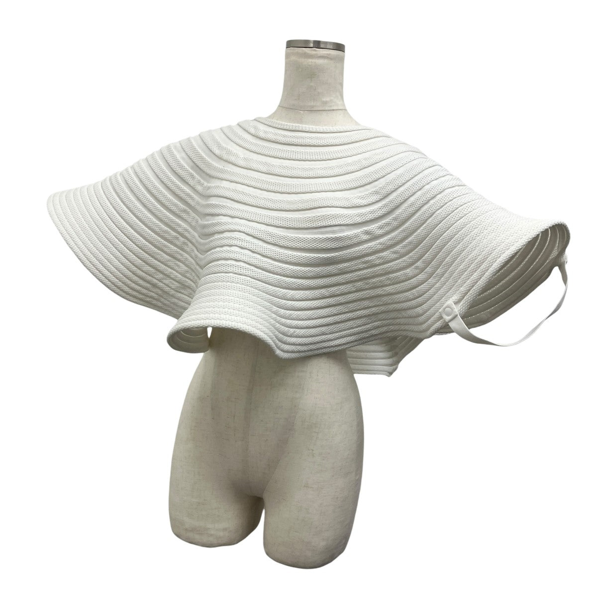 ISSEY MIYAKE INFINITE 円形ニット 古着・中古-1枚目のアイテム画像