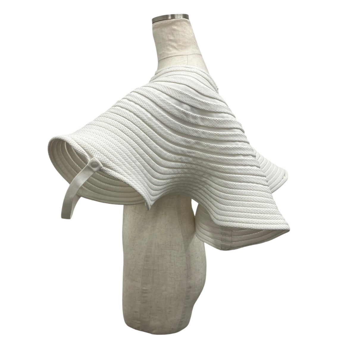 ISSEY MIYAKE INFINITE 円形ニット 古着・中古-4枚目のアイテム画像