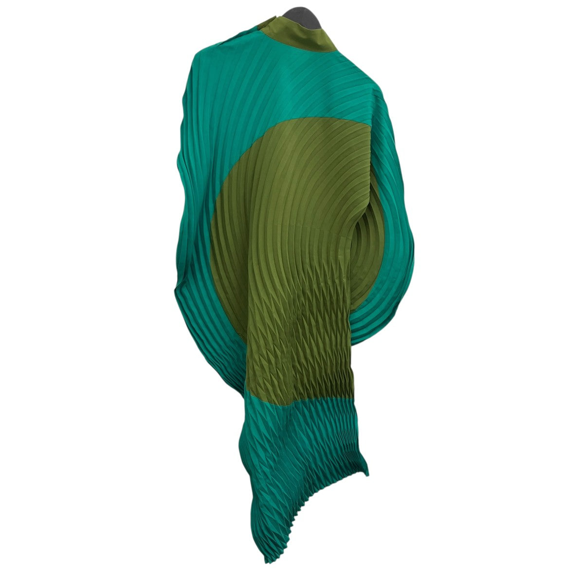 ISSEY MIYAKE FRONDS 変形プリーツワンピース 古着・中古-2枚目のアイテム画像