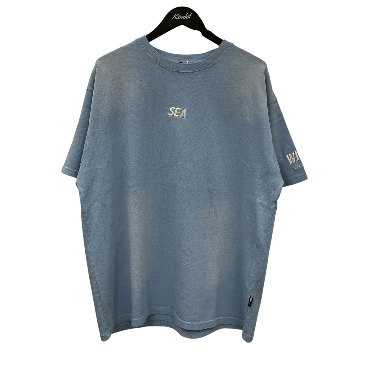 フロント刺繍Tシャツ