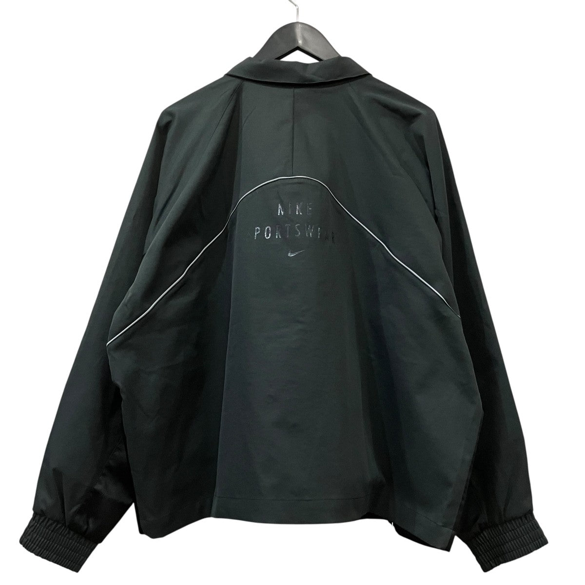 「Woven Jacket」ブルゾンHQ3750-010