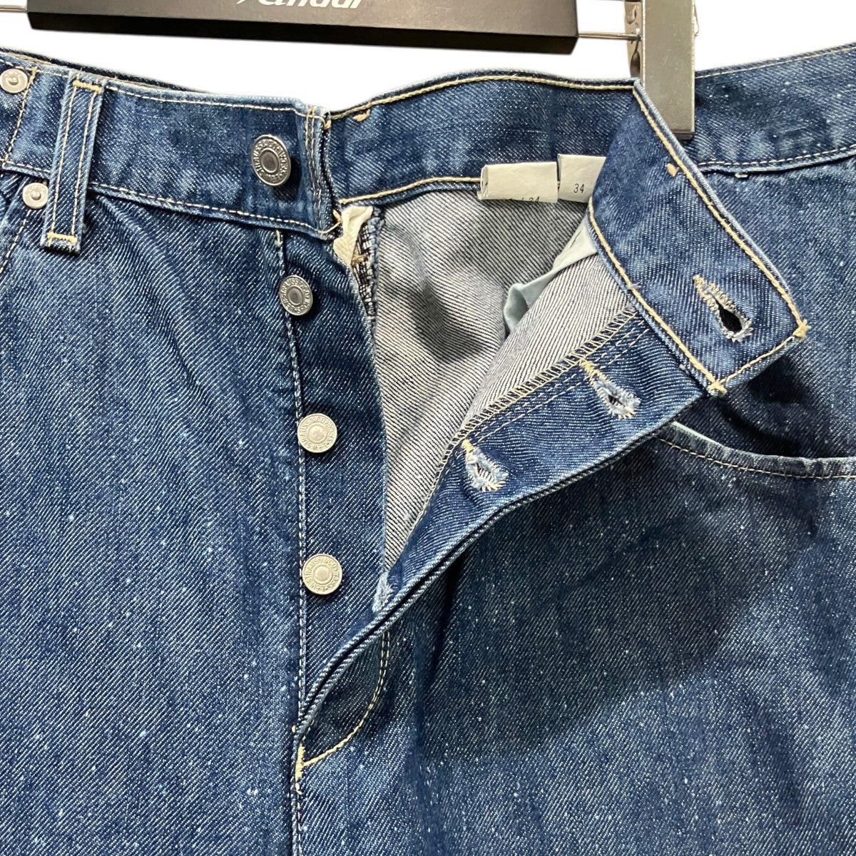 デニムパンツ