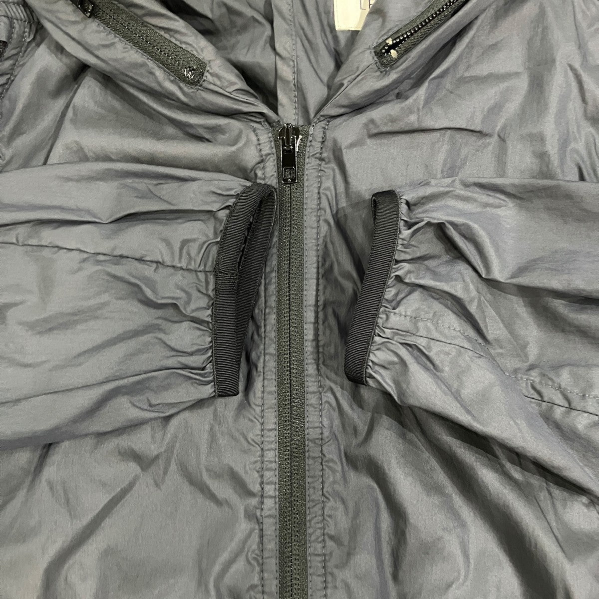 LEMAIRE ジップデザインナイロンジャケット 古着・中古-4枚目のアイテム画像