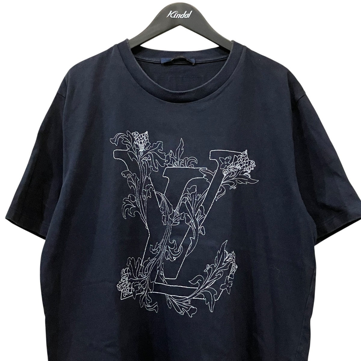 ボタニカルロゴ刺繍TシャツHJY68W