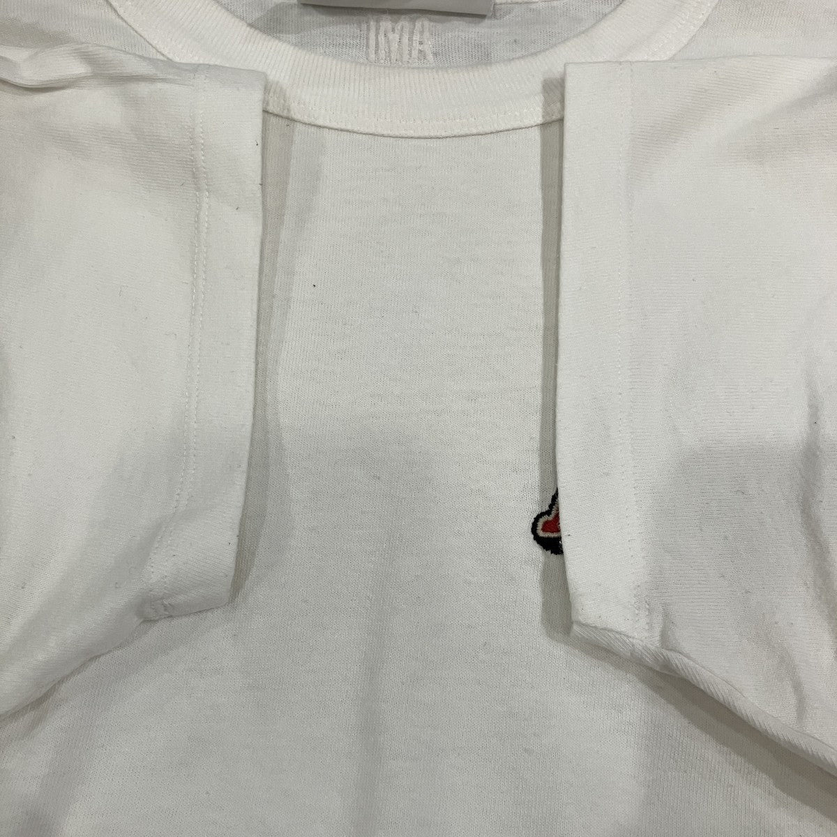 エンブロイダリーTシャツ