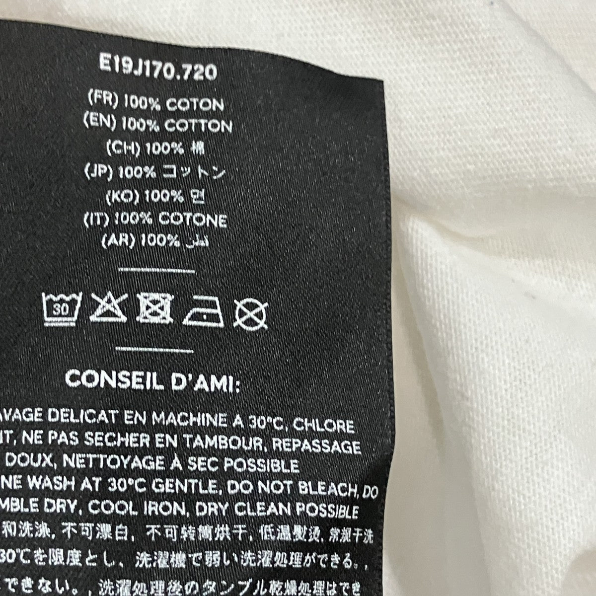 エンブロイダリーTシャツ