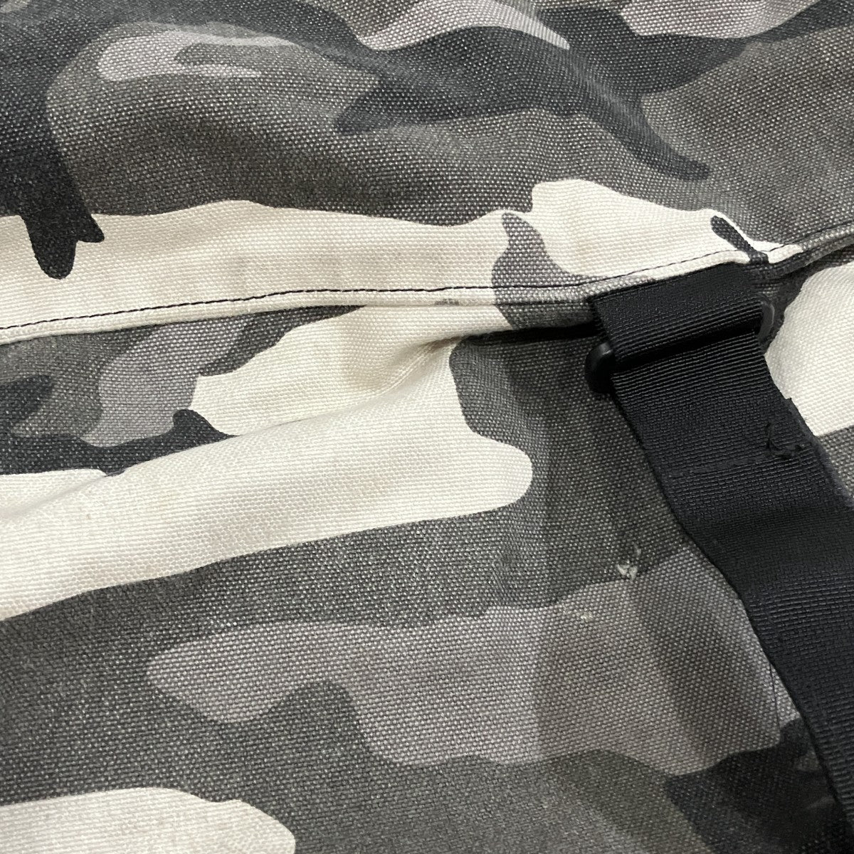 DUFFLE BAG カモフラ柄ダッフルボストンバッグ