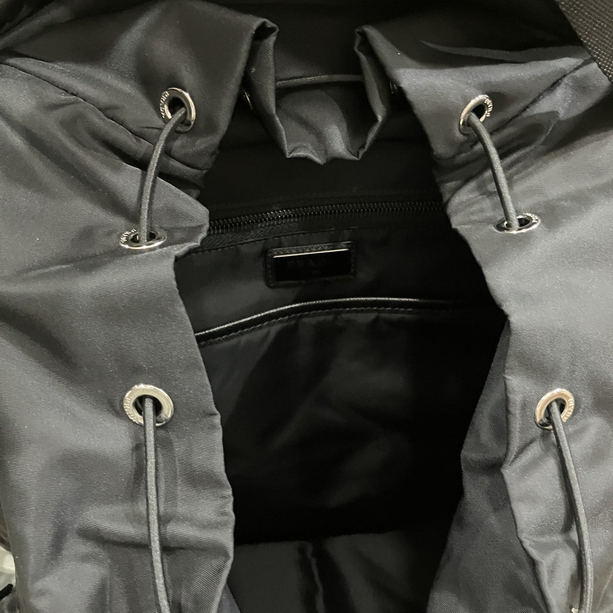 PRADA リナイロン トライアングルロゴバックパック 古着・中古-8枚目のアイテム画像