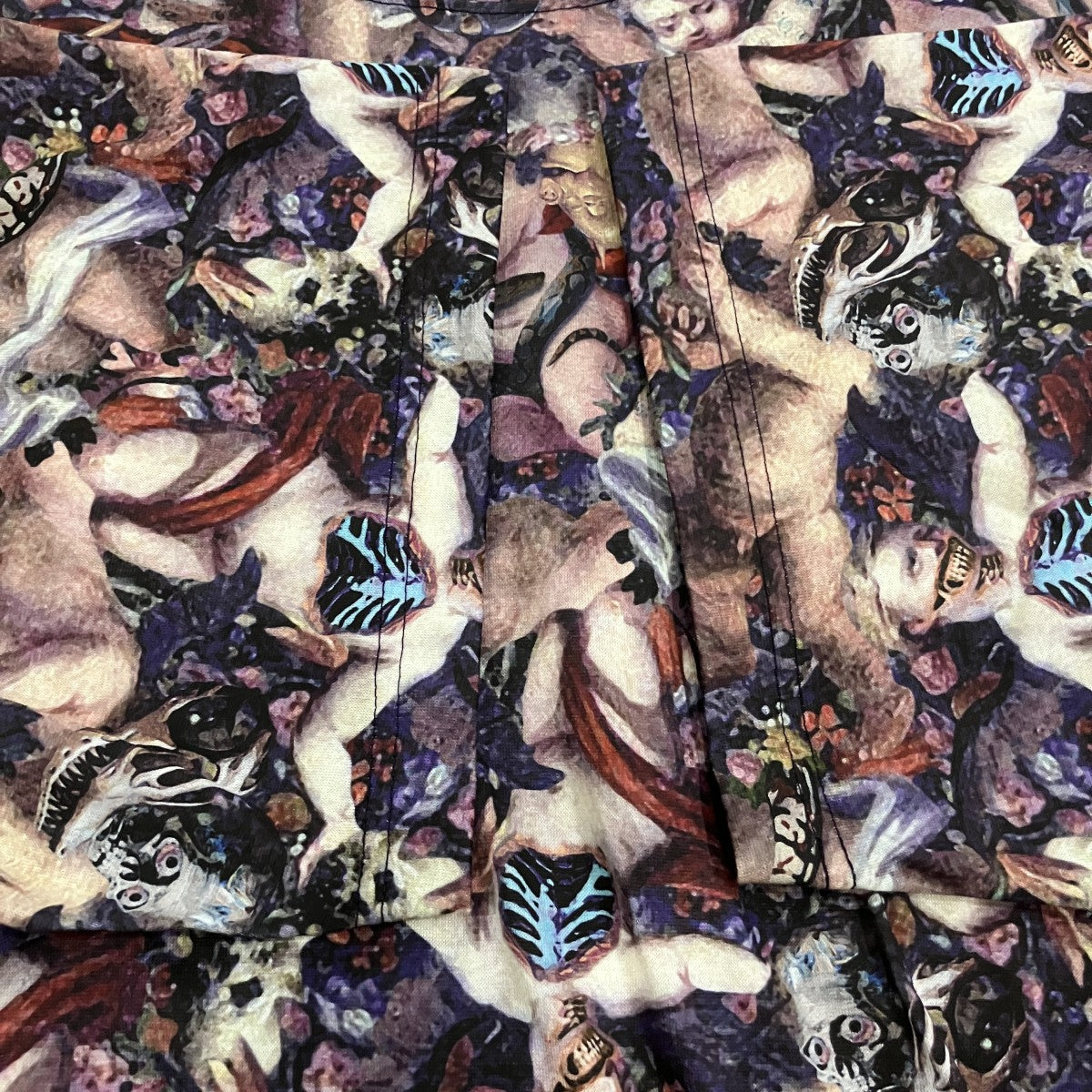 総柄エンジェルプリントTシャツ