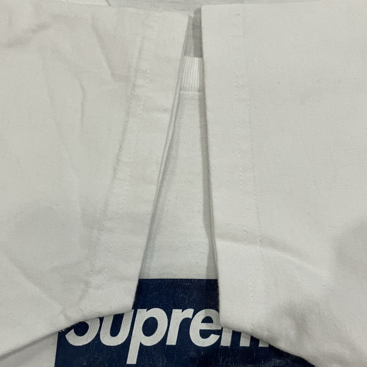 ボックスロゴTシャツ