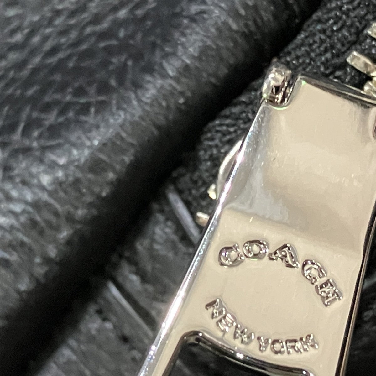 COACH スタッズロゴボディーバッグ 古着・中古-4枚目のアイテム画像