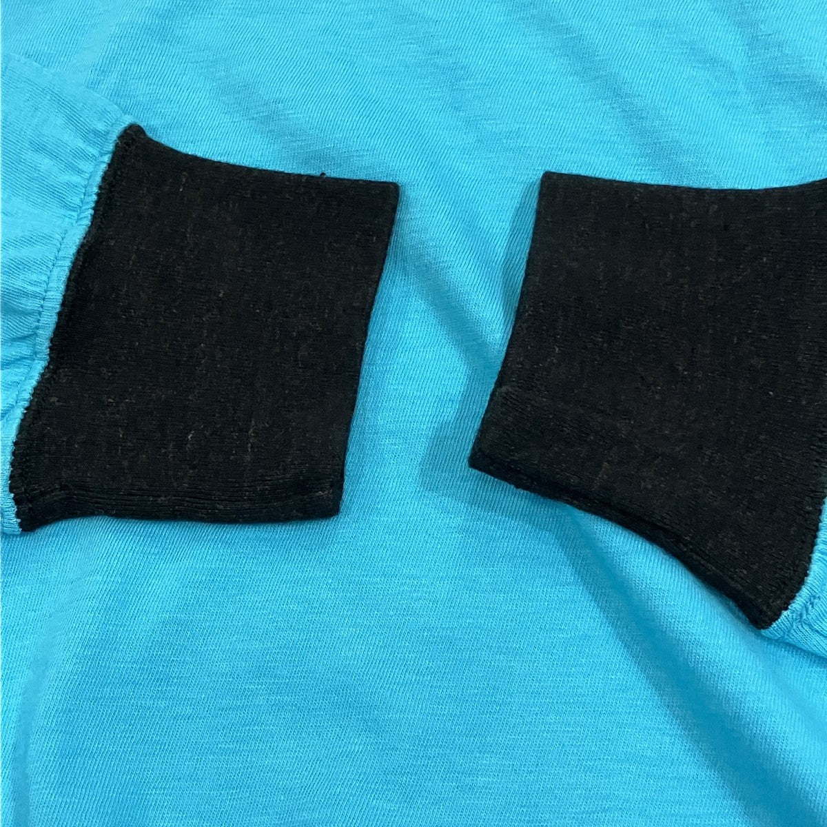 ロングスリーブTシャツ