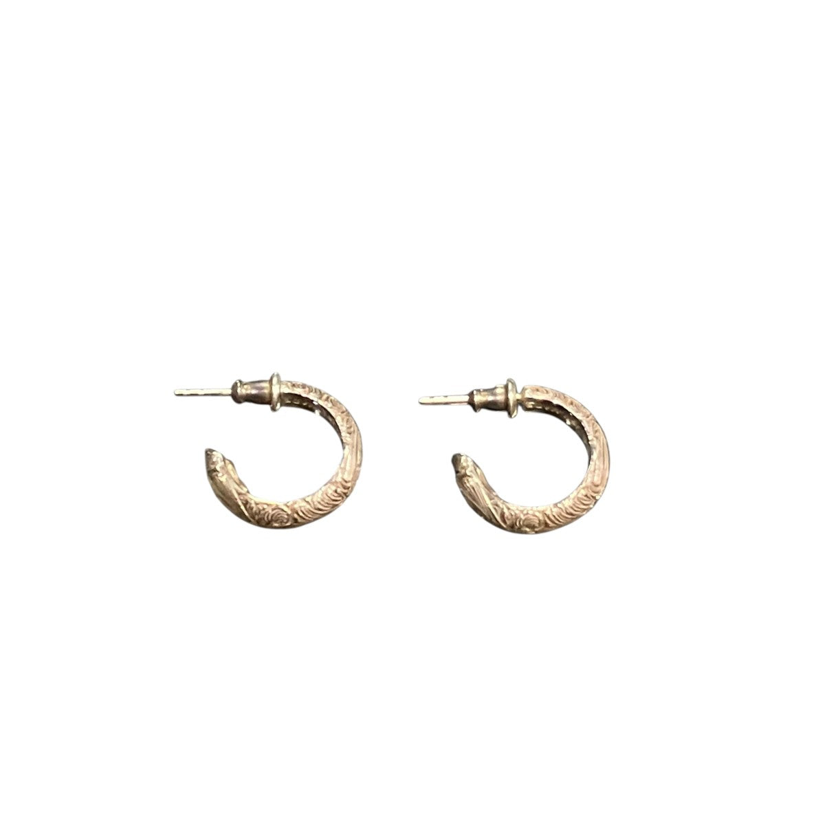 ピアス