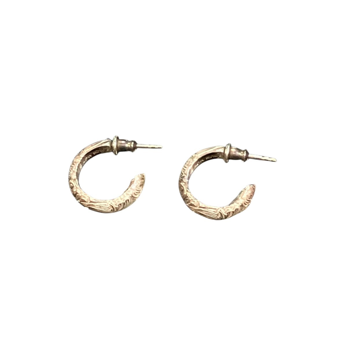 ピアス