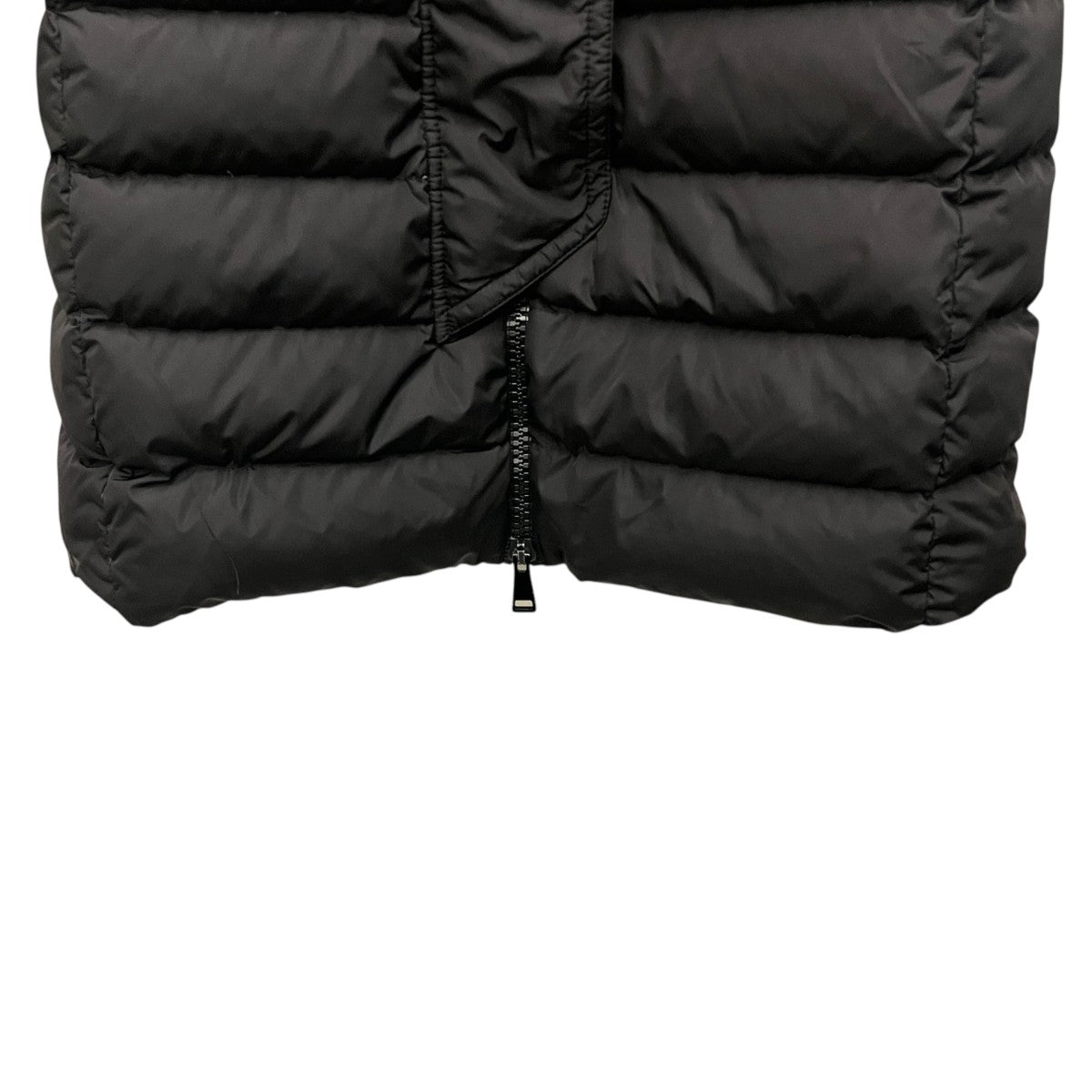 MONCLER(モンクレール) ダウンコートD20934939205 GRIVE D20934939205