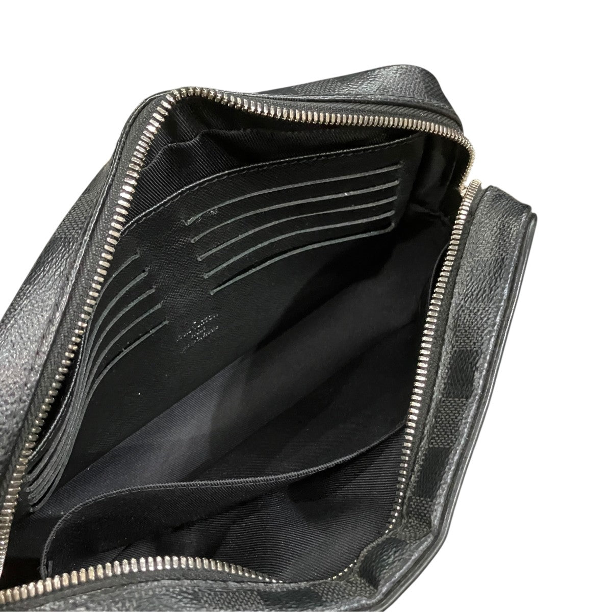 LOUIS VUITTON カサイ ダミエ・グラフィットクラッチバッグ 古着・中古-8枚目のアイテム画像