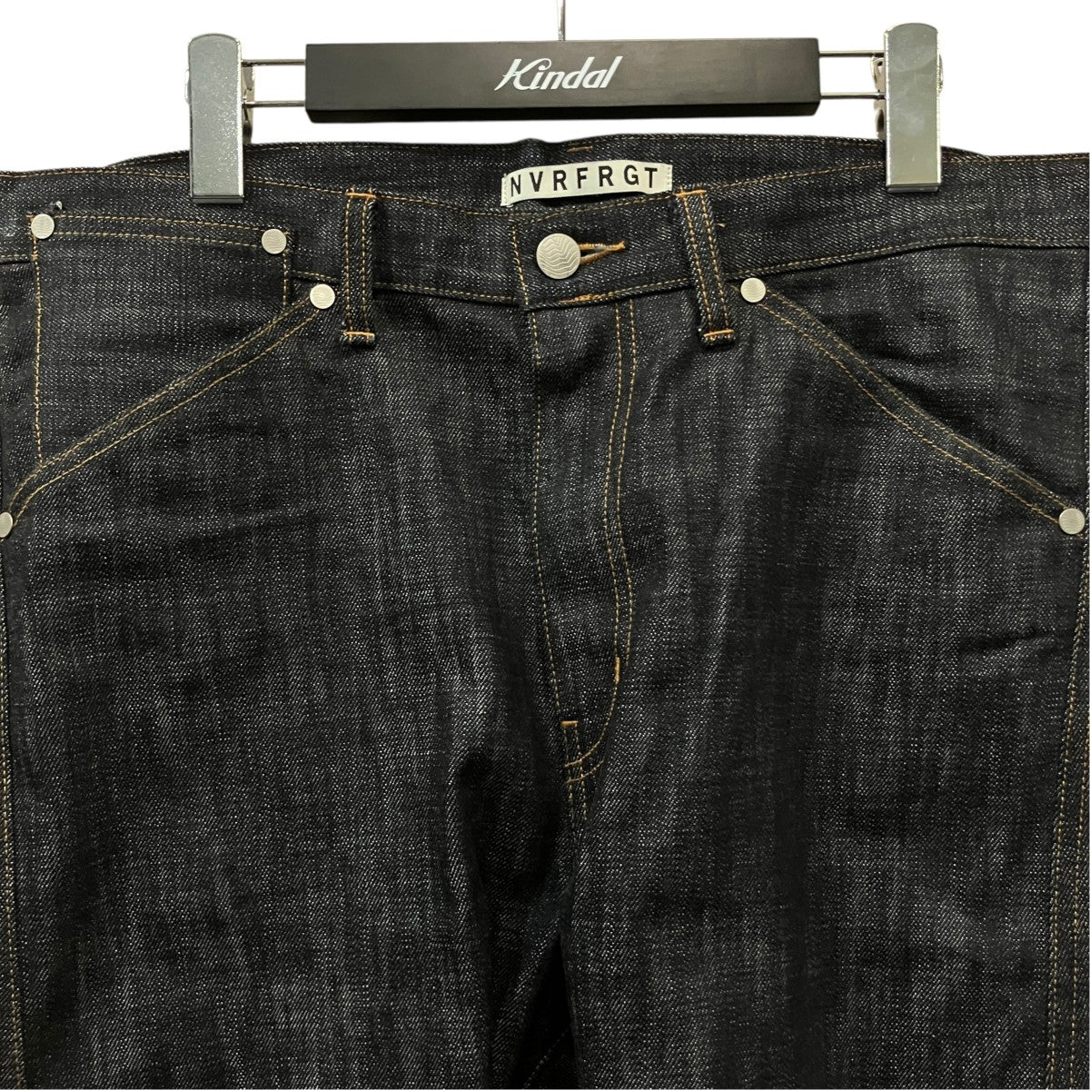 3D TWISTED JEANS デニムパンツ