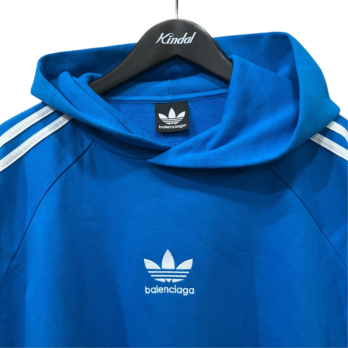 BALENCIAGA×adidas 3ストライプロゴ刺繍パーカー729322 古着・中古-3枚目のアイテム画像