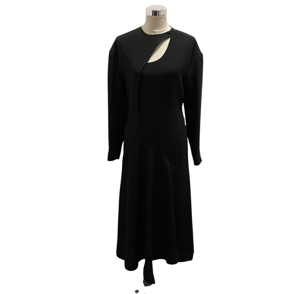 フロントカットデザインドレスAA22AW-D03