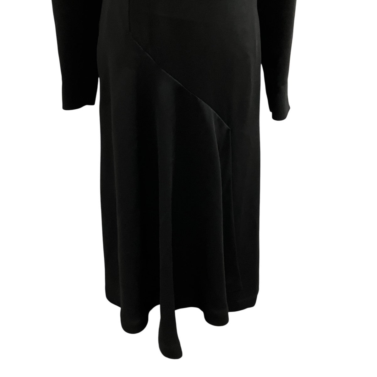 フロントカットデザインドレスAA22AW-D03