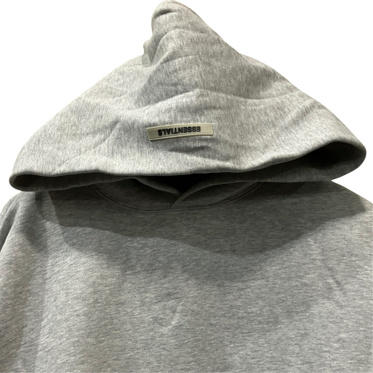 FOG ESSENTIALS バックプリントパーカー 古着・中古-3枚目のアイテム画像
