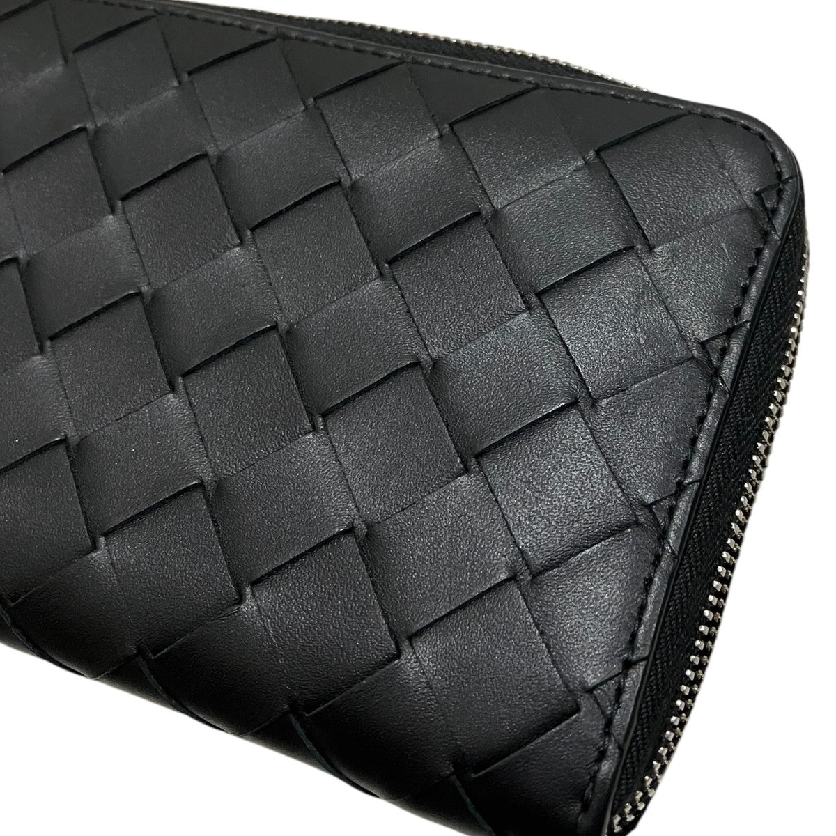 BOTTEGA VENETA(ボッテガヴェネタ) ラウンドファスナー長財布 R01