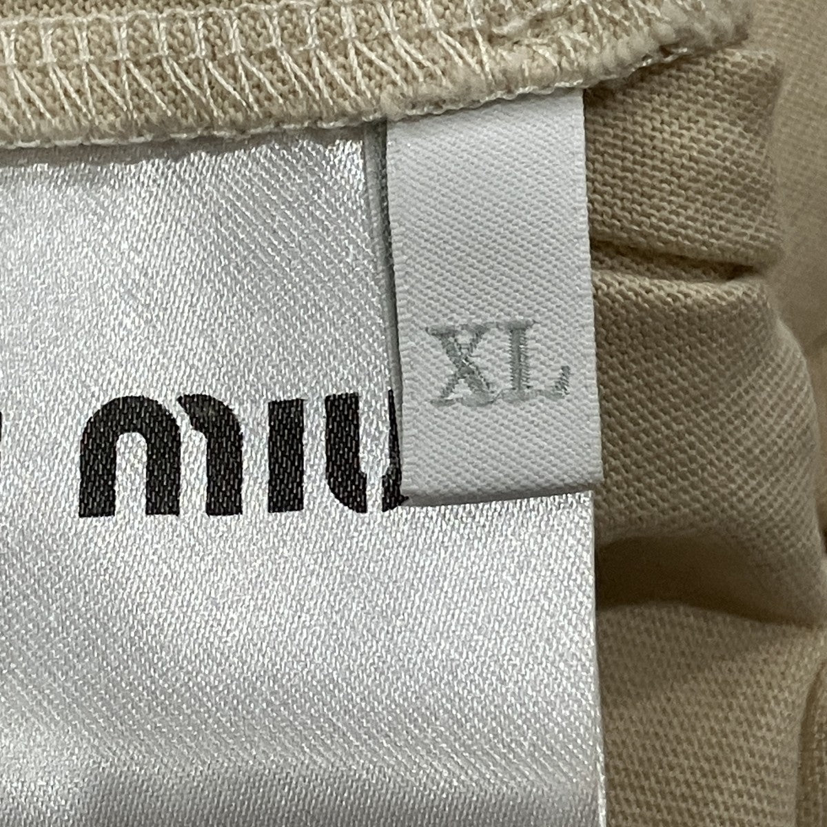 MIU MIU ロゴ刺繍ポロシャツ 古着・中古-8枚目のアイテム画像