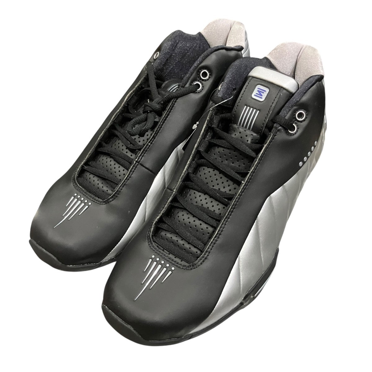 NIKE SHOX BB4 スニーカー 古着・中古-1枚目のアイテム画像