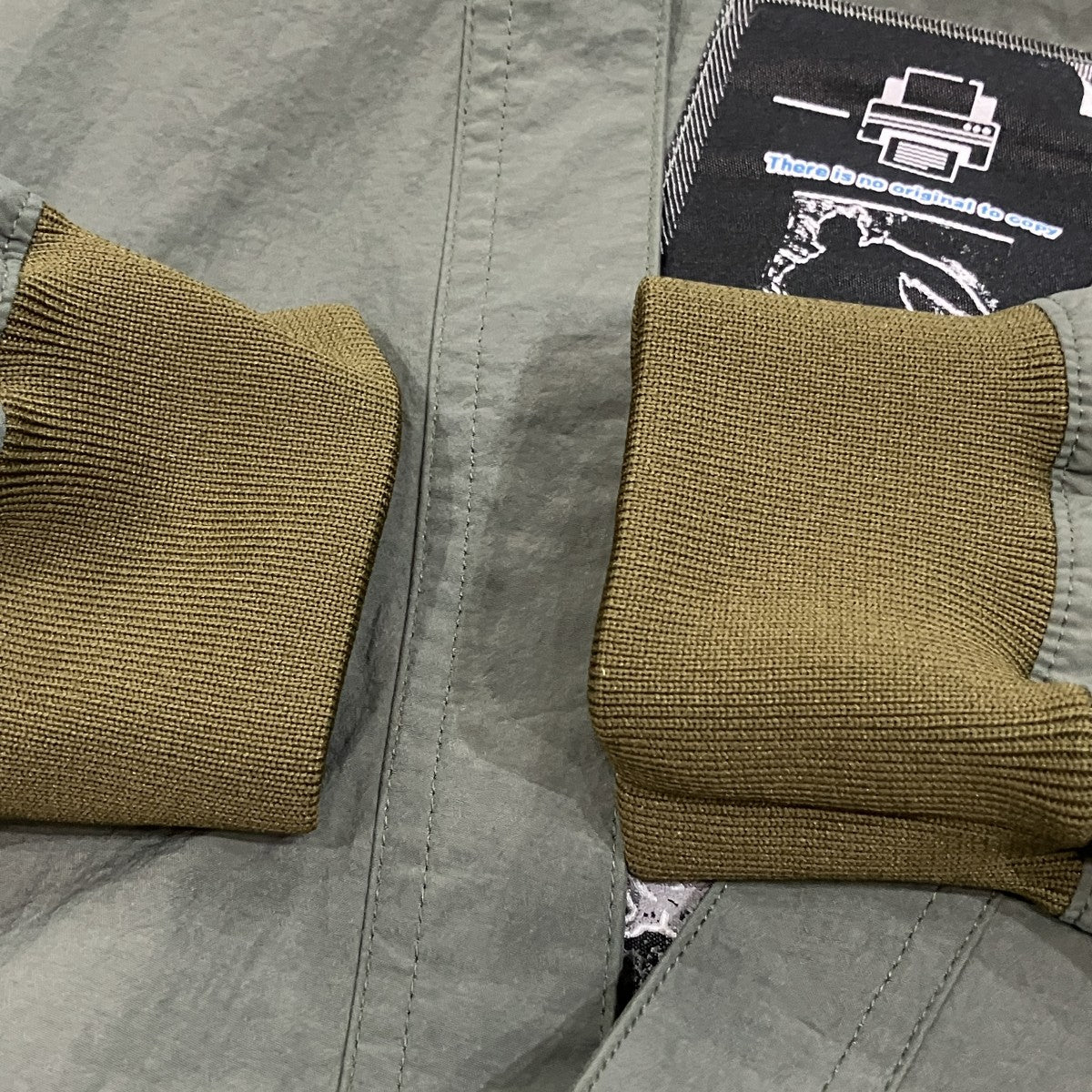 C．E ｢Nylon Cardigan｣ ミリタリーナイロンジャケット 古着・中古-5枚目のアイテム画像