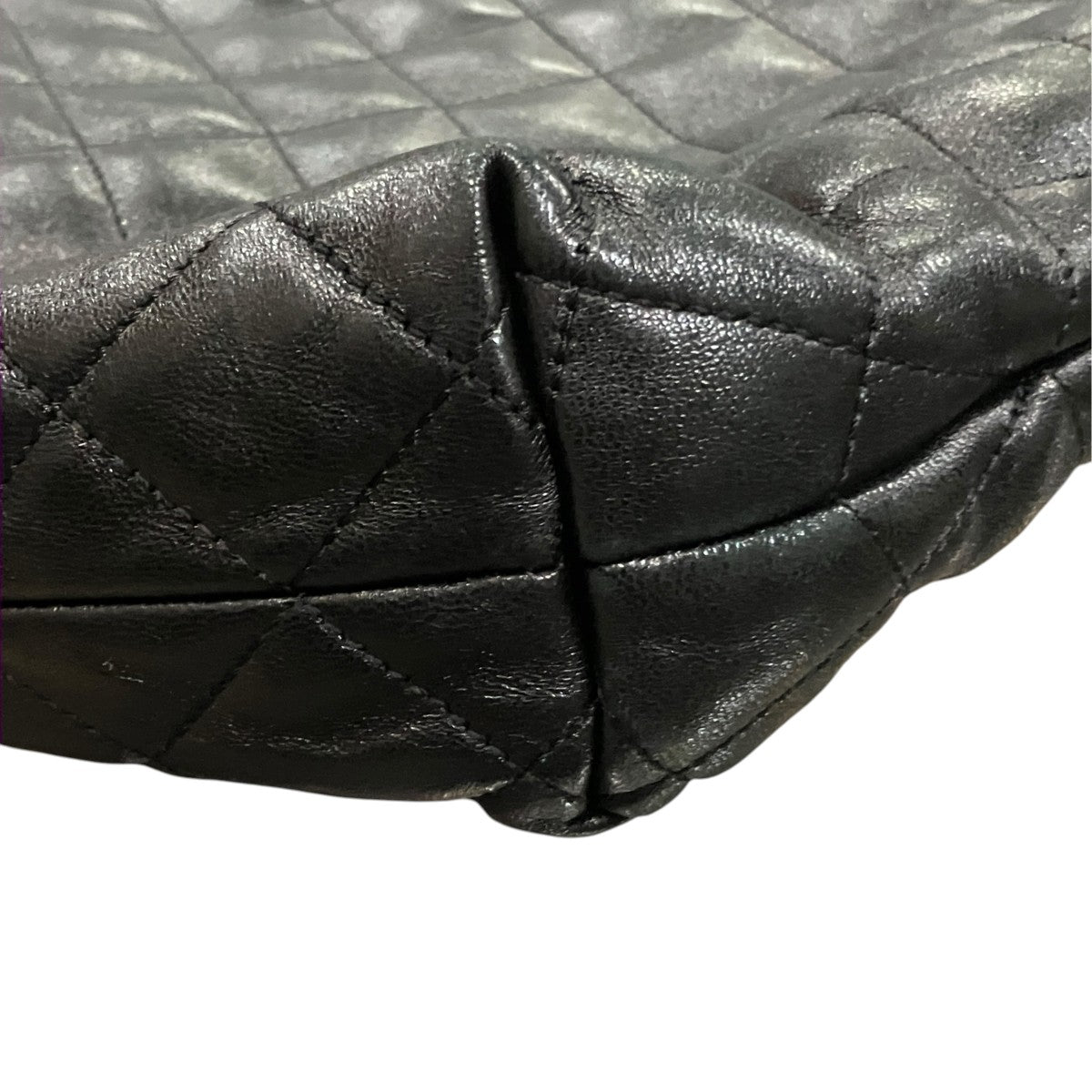Saint Laurent Paris イカール マキシ ショッピングバッグ (ラムスキン／キルティング) イカールレザー トートバッグ 古着・中古-9枚目のアイテム画像