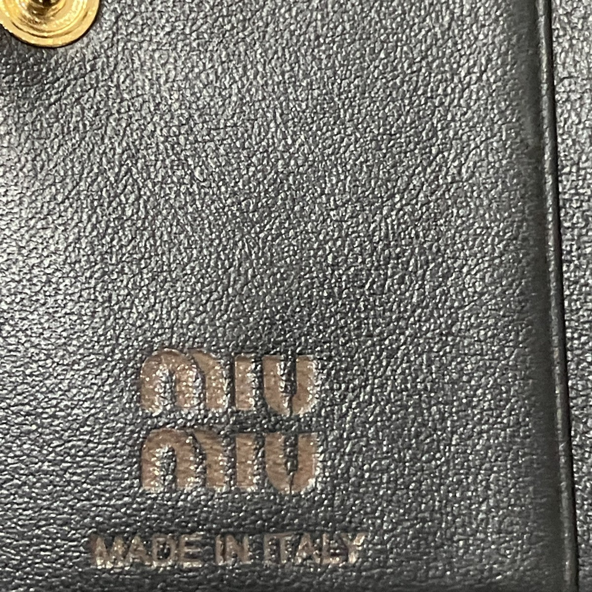 MIU MIU 2つ折りジップウォレット 古着・中古-7枚目のアイテム画像