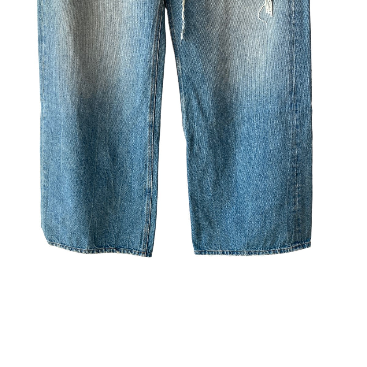 ディーゼルのD-Rise 007f6 Straight Jeans ダメージ加工デニムパンツ A06371です。 DIESEL ボトムス 古着・中古アイテム