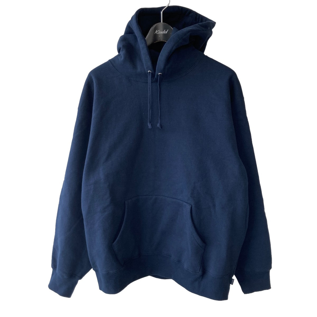 22AWSatin Applique Hooded Sweatshirt