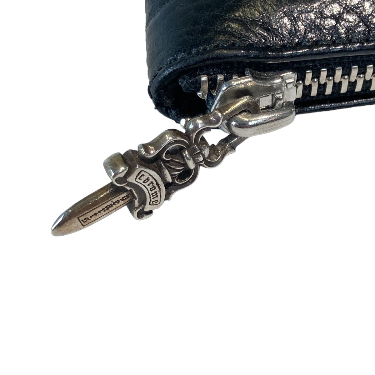CHROME HEARTS Tiny Zip Wallet Cemetery Cross Patchesコインケース2246-304-4060-0900 の古着・中古アイテム