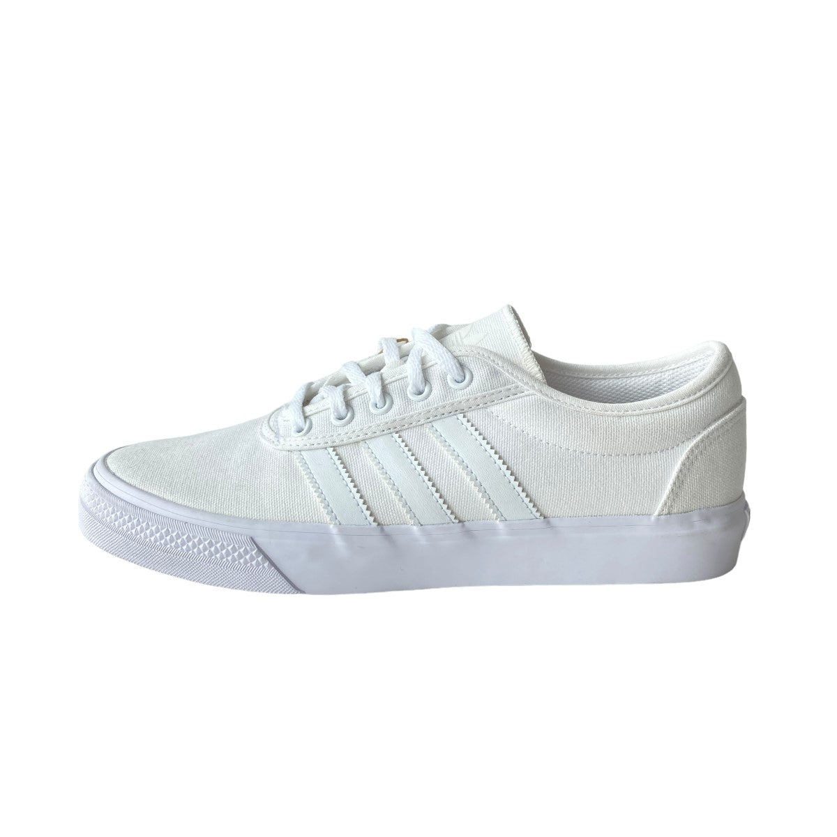 アディダスのADIEASE スニーカー EG2487です。 adidas シューズ 古着・中古アイテム