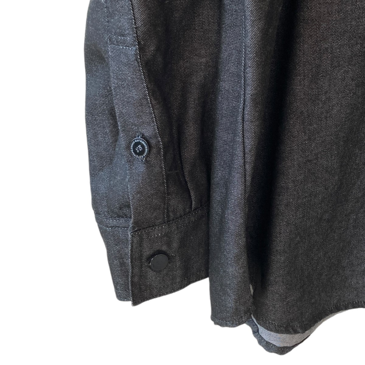 ラフシモンズのSTRAIGHT FIT DENIM SHIRT デニムシャツ 231-M242です。 RAF SIMONS トップス 古着・中古アイテム